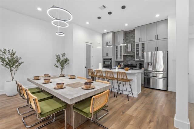 1303 E 27th Street B, Houston, TX 77009