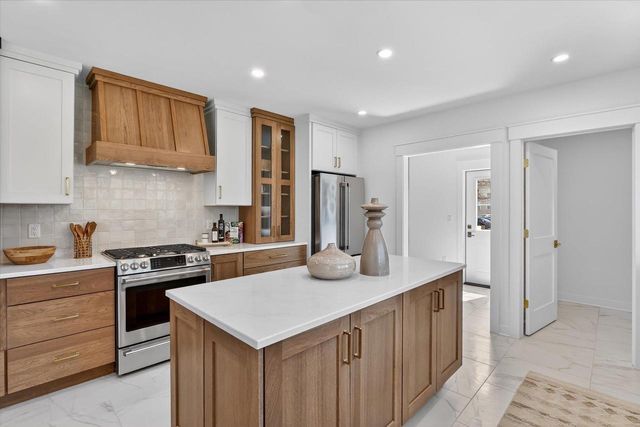716 Emerson Street, Beloit, WI 53511