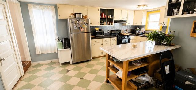 16 Winsor Street, Providence, RI 02908