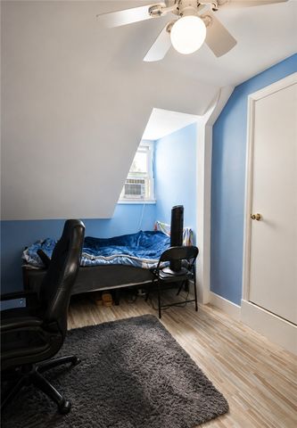 16 Winsor Street, Providence, RI 02908
