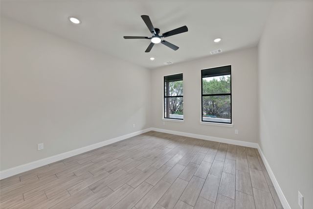 5700 Barkridge Drive, Granbury, TX 76048