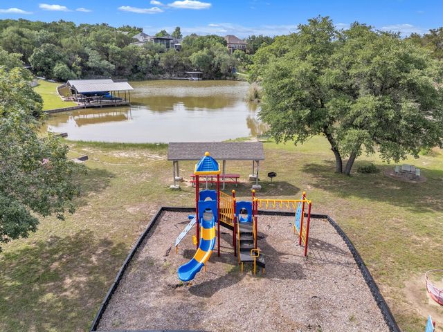 5700 Barkridge Drive, Granbury, TX 76048