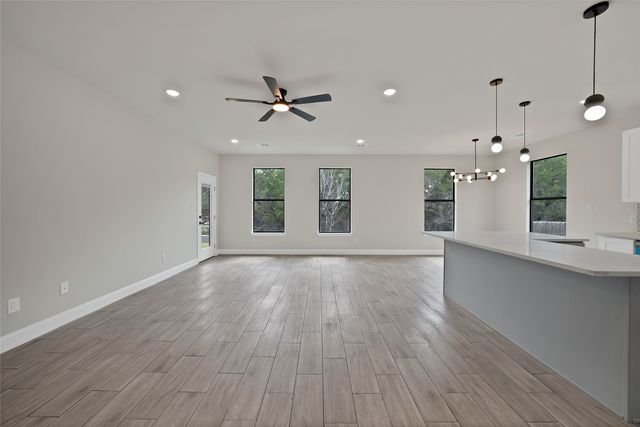 5700 Barkridge Drive, Granbury, TX 76048