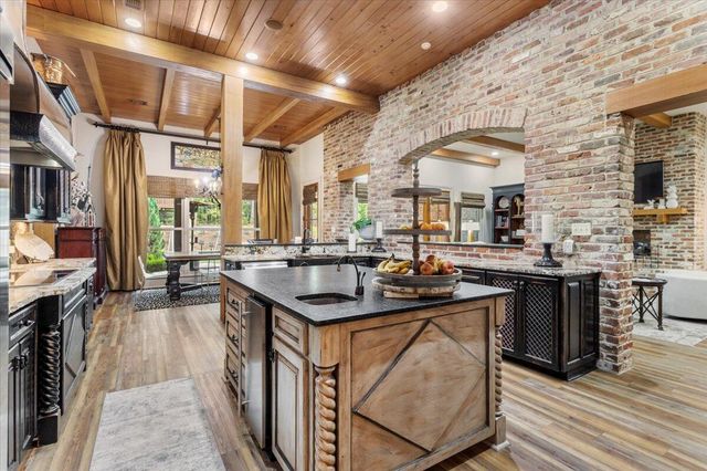 242 Tallulah Ridge, Hattiesburg, MS 39402