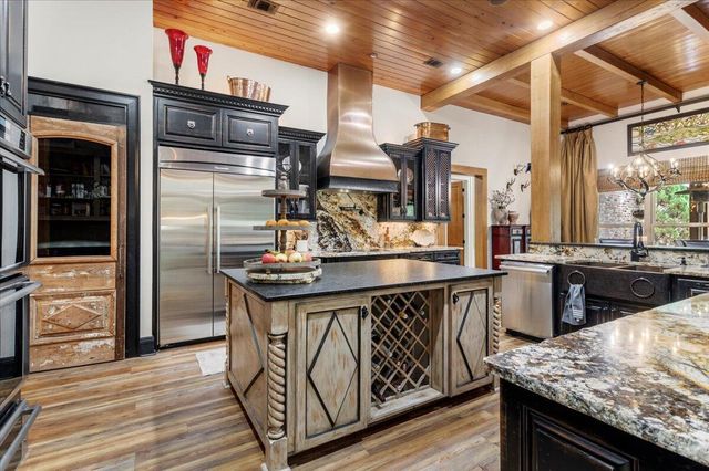 242 Tallulah Ridge, Hattiesburg, MS 39402