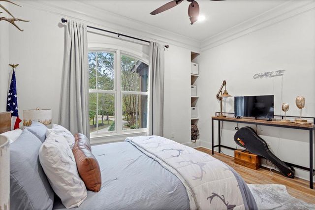 242 Tallulah Ridge, Hattiesburg, MS 39402