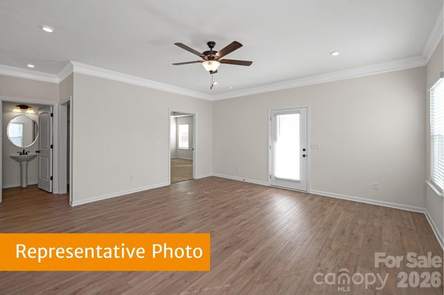 1717 N Rankin Avenue, Newton, NC 28658