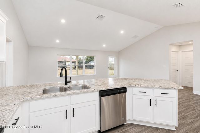 387 Mott Street SW, Palm Bay, FL 32908