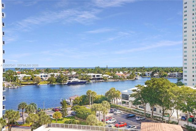 20505 E Country Club Dr 836, Aventura, FL 33180
