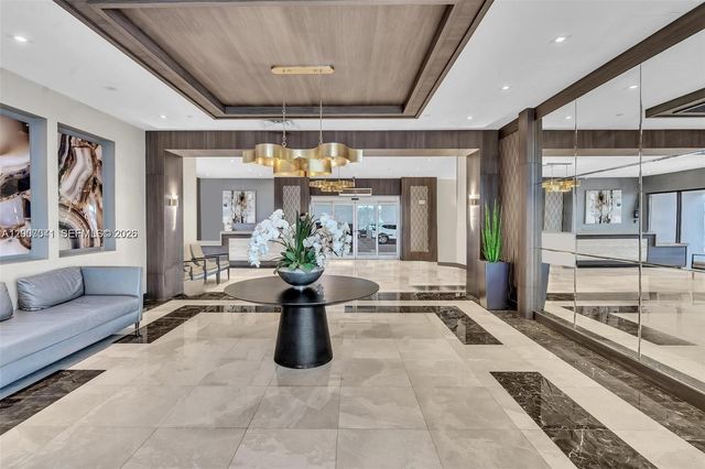 20505 E Country Club Dr 836, Aventura, FL 33180