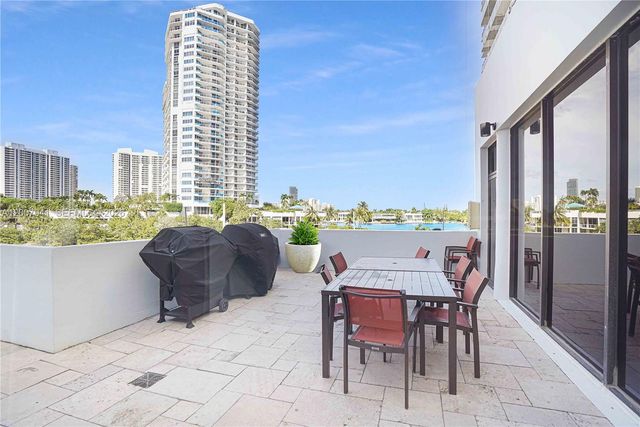 20505 E Country Club Dr 836, Aventura, FL 33180