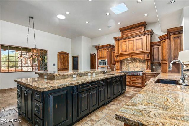 9533 E RISING SUN Drive, Scottsdale, AZ 85262