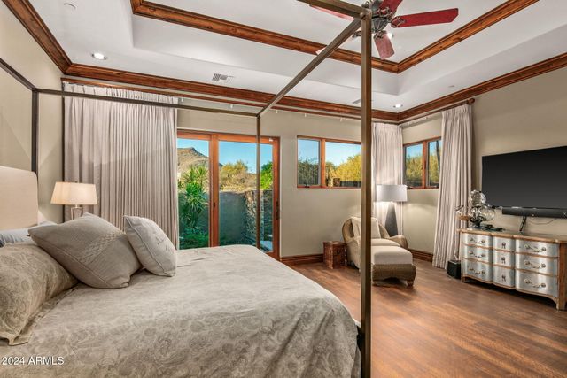 9533 E RISING SUN Drive, Scottsdale, AZ 85262