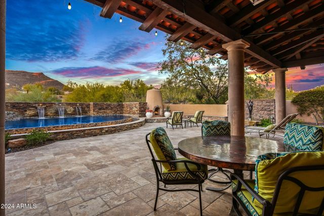 9533 E RISING SUN Drive, Scottsdale, AZ 85262