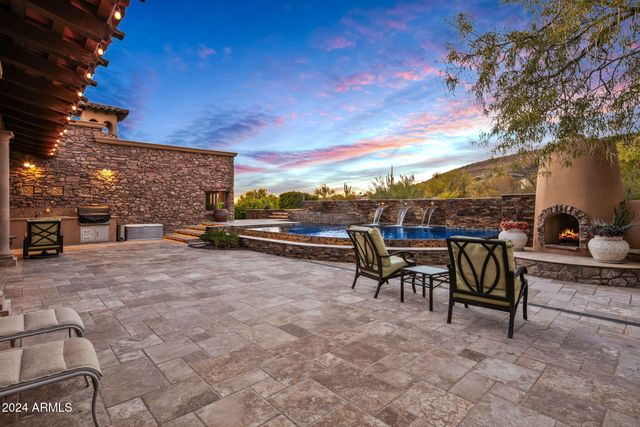 9533 E RISING SUN Drive, Scottsdale, AZ 85262