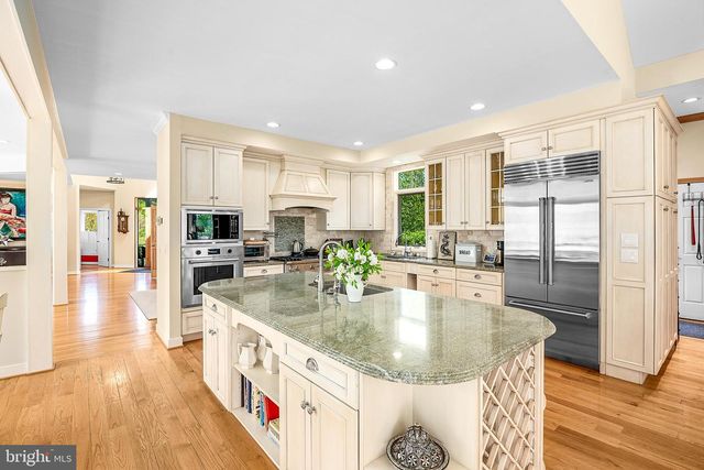 28211 BRICK ROW DR, Oxford, MD 21654