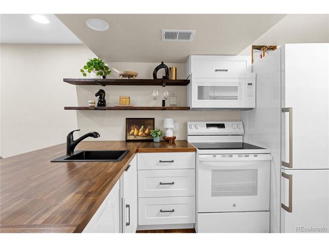 10516 Hyacinth Ln, Highlands Ranch, CO 80129