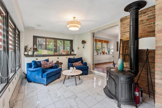 3936 Red Bud Avenue, Cincinnati, OH 45229