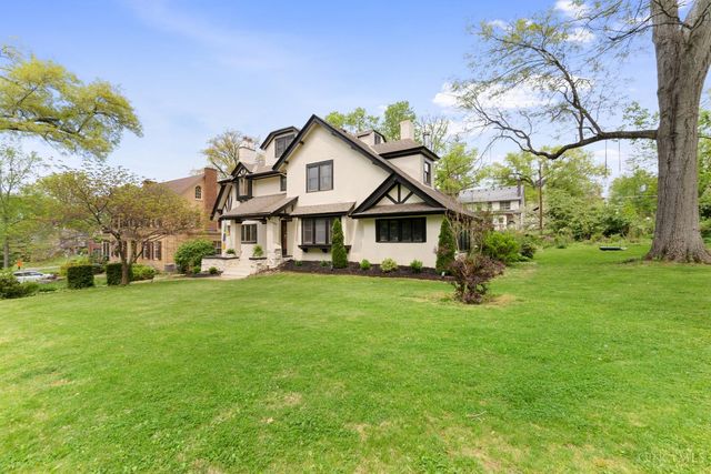 3936 Red Bud Avenue, Cincinnati, OH 45229