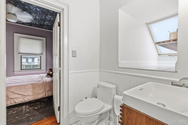 3936 Red Bud Avenue, Cincinnati, OH 45229
