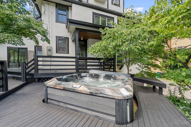 3936 Red Bud Avenue, Cincinnati, OH 45229