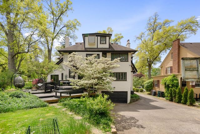 3936 Red Bud Avenue, Cincinnati, OH 45229