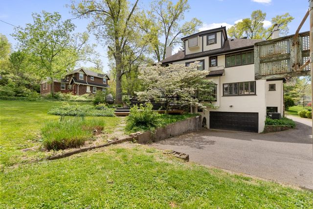 3936 Red Bud Avenue, Cincinnati, OH 45229