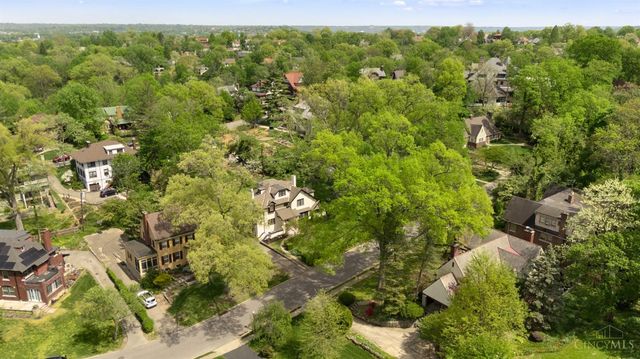 3936 Red Bud Avenue, Cincinnati, OH 45229
