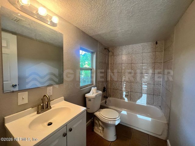 6817 CAMELOT Road, Jacksonville, FL 32211