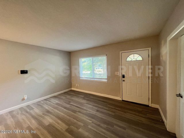 6817 CAMELOT Road, Jacksonville, FL 32211