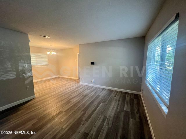 6817 CAMELOT Road, Jacksonville, FL 32211