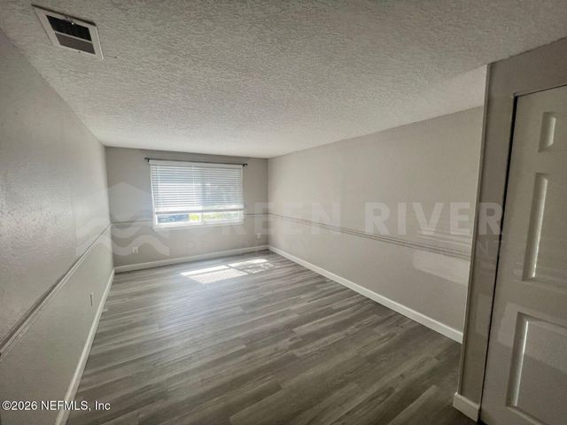 6817 CAMELOT Road, Jacksonville, FL 32211