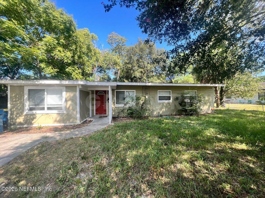 6817 CAMELOT Road, Jacksonville, FL 32211