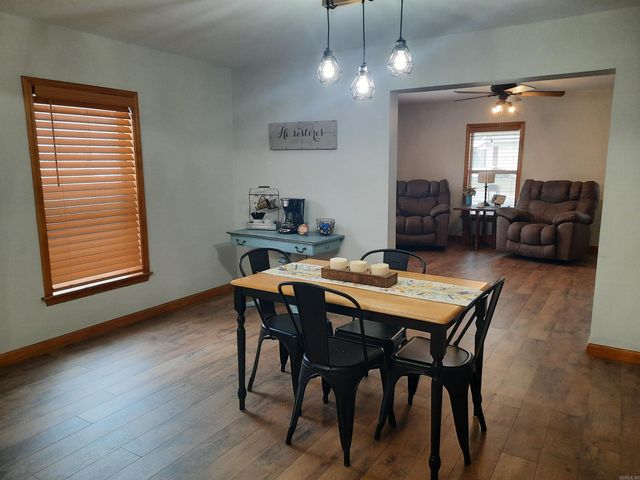 210 N Vine Avenue, Mountain View, AR 72560