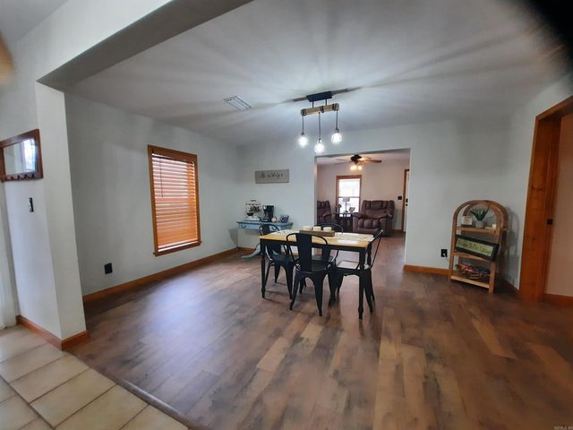 210 N Vine Avenue, Mountain View, AR 72560