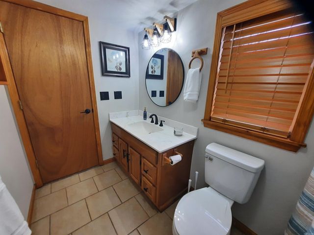 210 N Vine Avenue, Mountain View, AR 72560