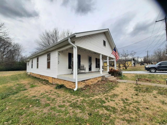 210 N Vine Avenue, Mountain View, AR 72560