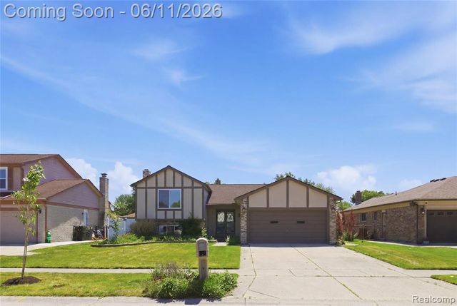 35826 Foothill Drive, Sterling Heights, MI 48312
