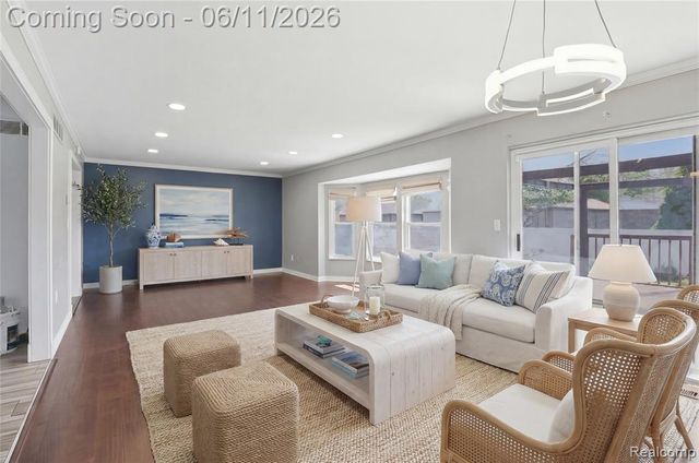 35826 Foothill Drive, Sterling Heights, MI 48312