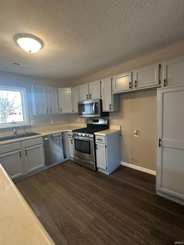 545 Timberlane Drive, Kendallville, IN 46755