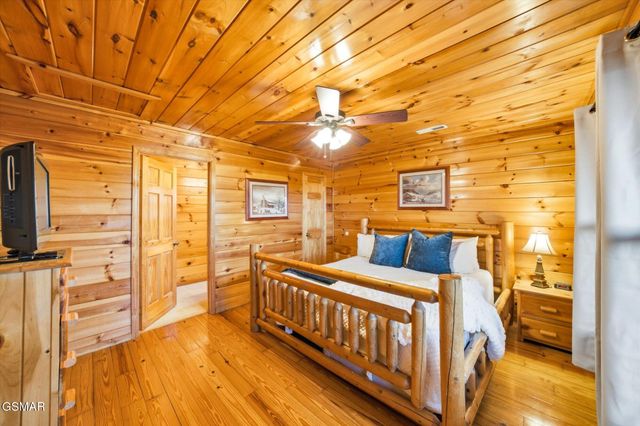 2022 Oakmont Drive, Sevierville, TN 37876