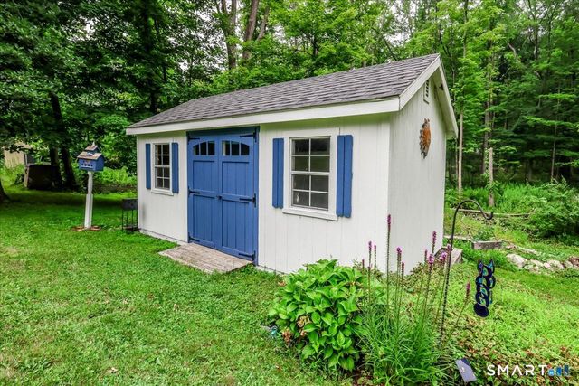 89 Candlewood Lake Road, Brookfield, CT 06804