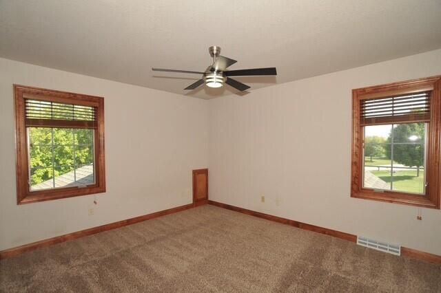 8334 Virginia CIRCLE, Waterford, WI 53185