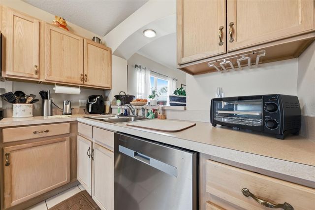 1736 CHALLENGER AVENUE, Davenport, FL 33897