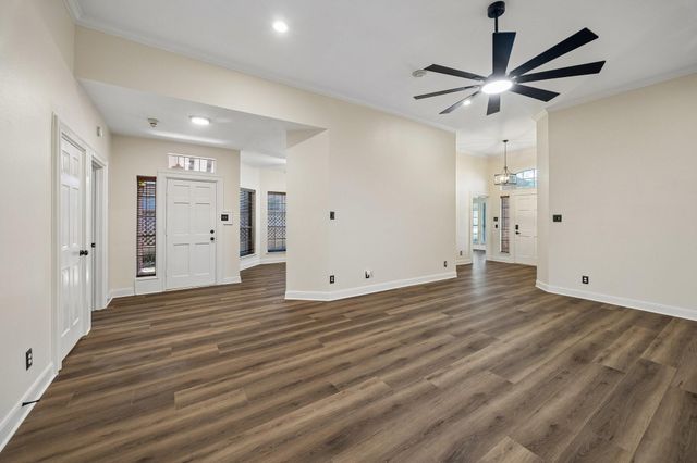 13822 Jupiter Hills Drive, Houston, TX 77069