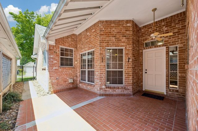 13822 Jupiter Hills Drive, Houston, TX 77069