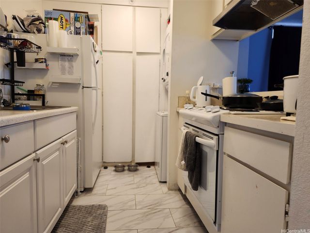 2100 Date Street 703, Honolulu, HI 96826