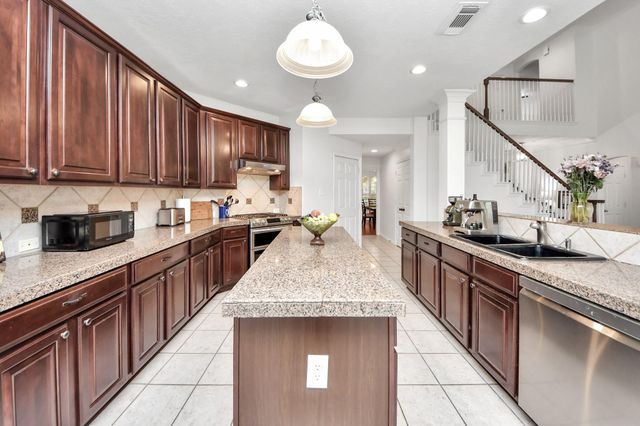 7215 Thornmeadow Lane, Cypress, TX 77433