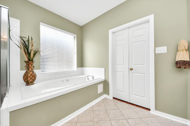 7215 Thornmeadow Lane, Cypress, TX 77433