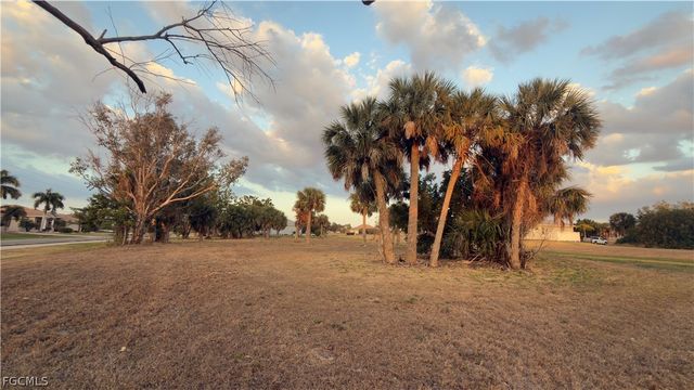 16270 Cape Horn BLVD, Punta Gorda, FL 33955